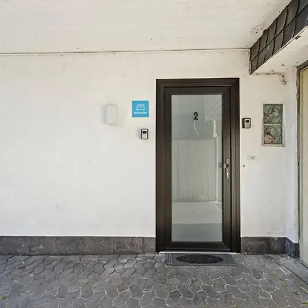 Moderne, Gemuetliche In Διαμέρισμα